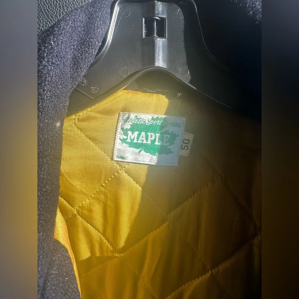 Vintage pea coat - Picture 3 of 5